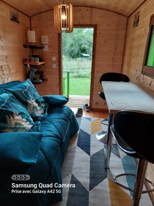 Roulotte Verte Pouilly-sur-Vingeanne Kamer foto
